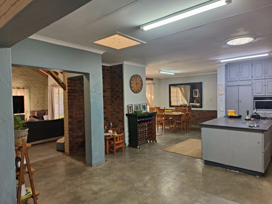 3 Bedroom Property for Sale in Kannoniers Park North West